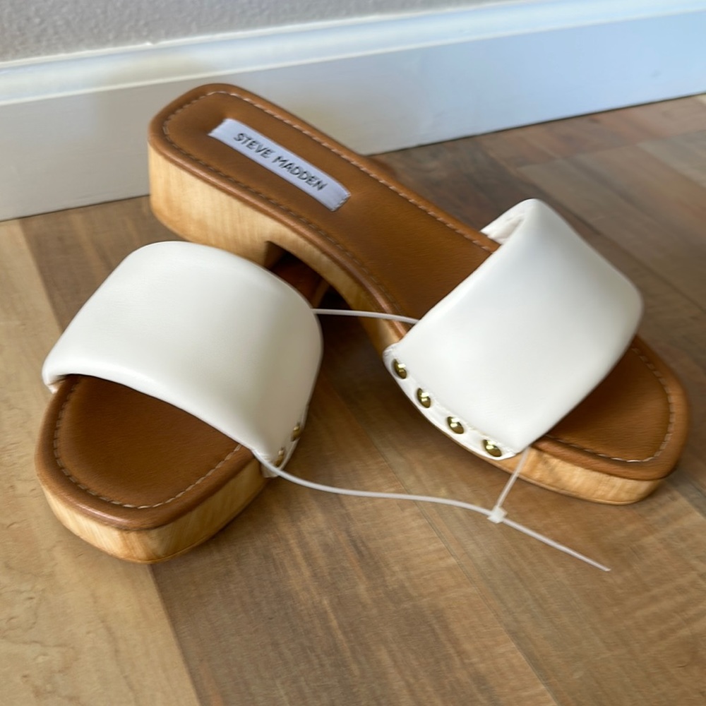 Steve Madden white belong slip on sandal gold hardware heel minimalist beach